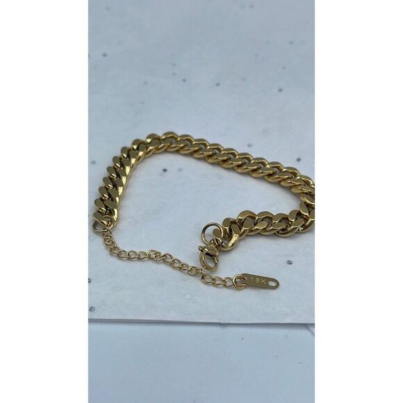 18K Gold Plated big bold chain bracelet - Picture 2 of 8